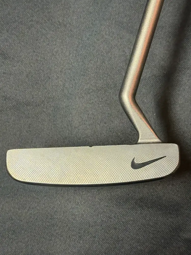NIKE UntizedMAKO Putter