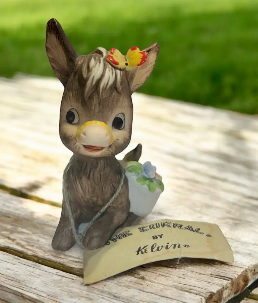 Vintage Kelvin The Corral Pancho The Burro Donkey 3 1/2” Figurine ( C- 794) and
