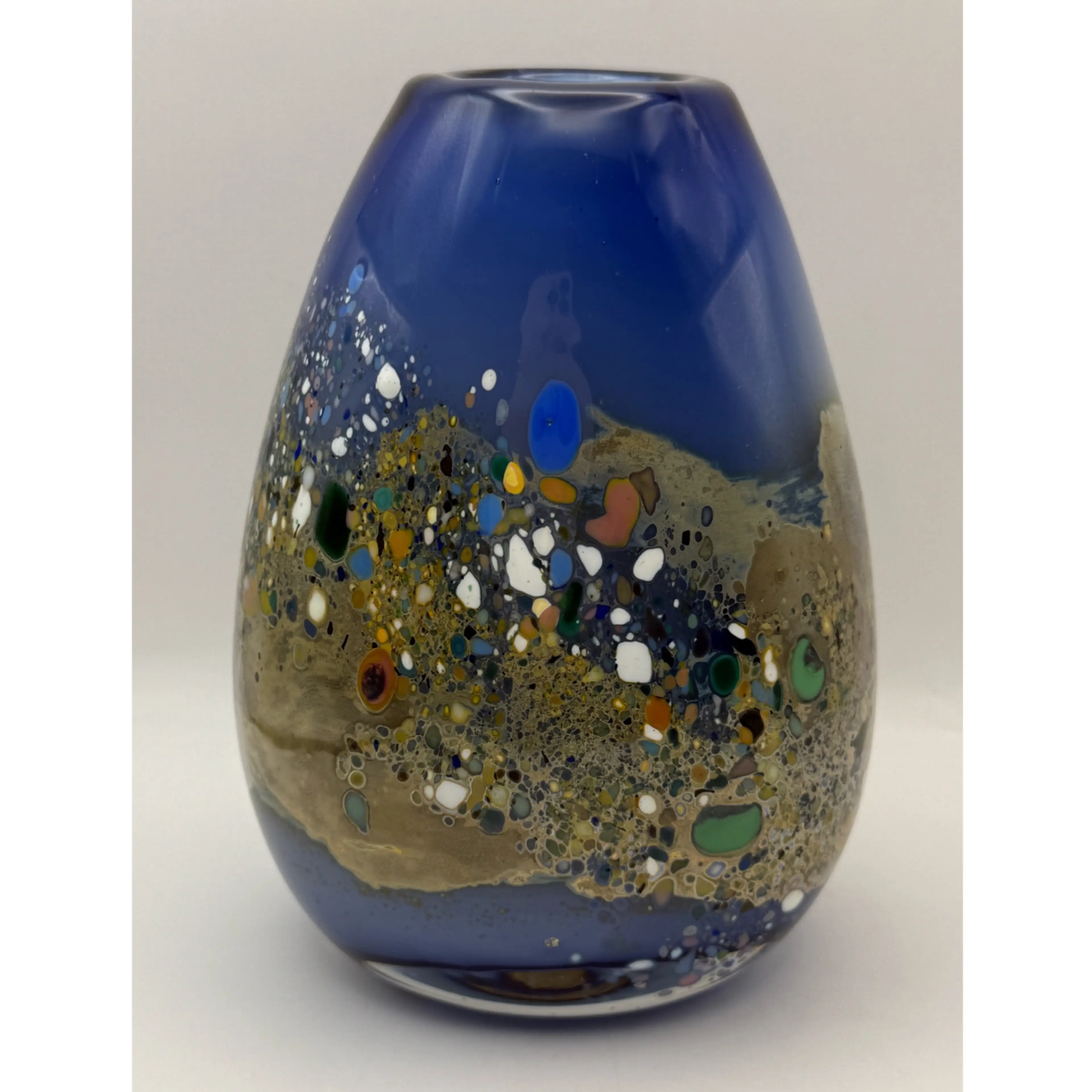 Image 1 of 7