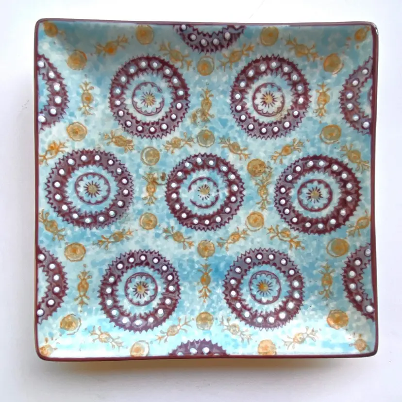 Yokohama Studio Hand Painted Moriage Style Plate