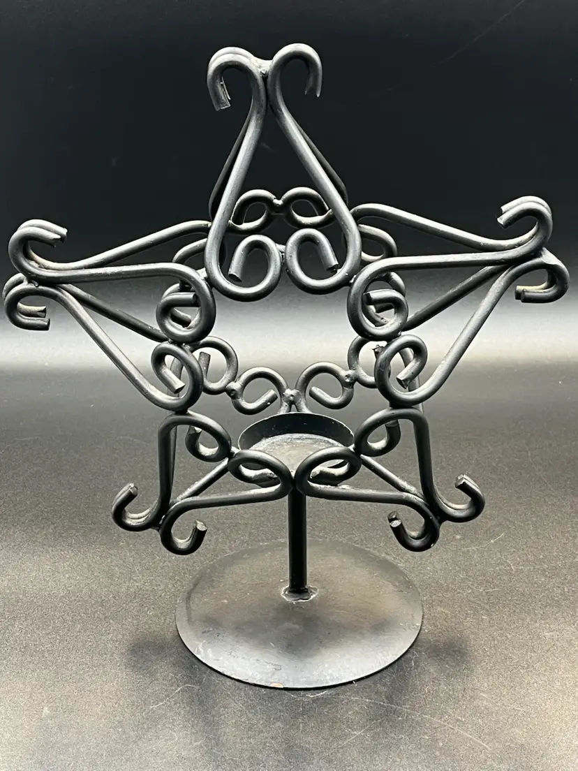 Black Metal Star Candle Holder