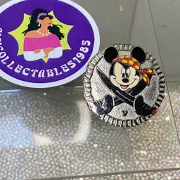 Disney Hidden Mickey Pin 1 Of 4. Vintage 2006’