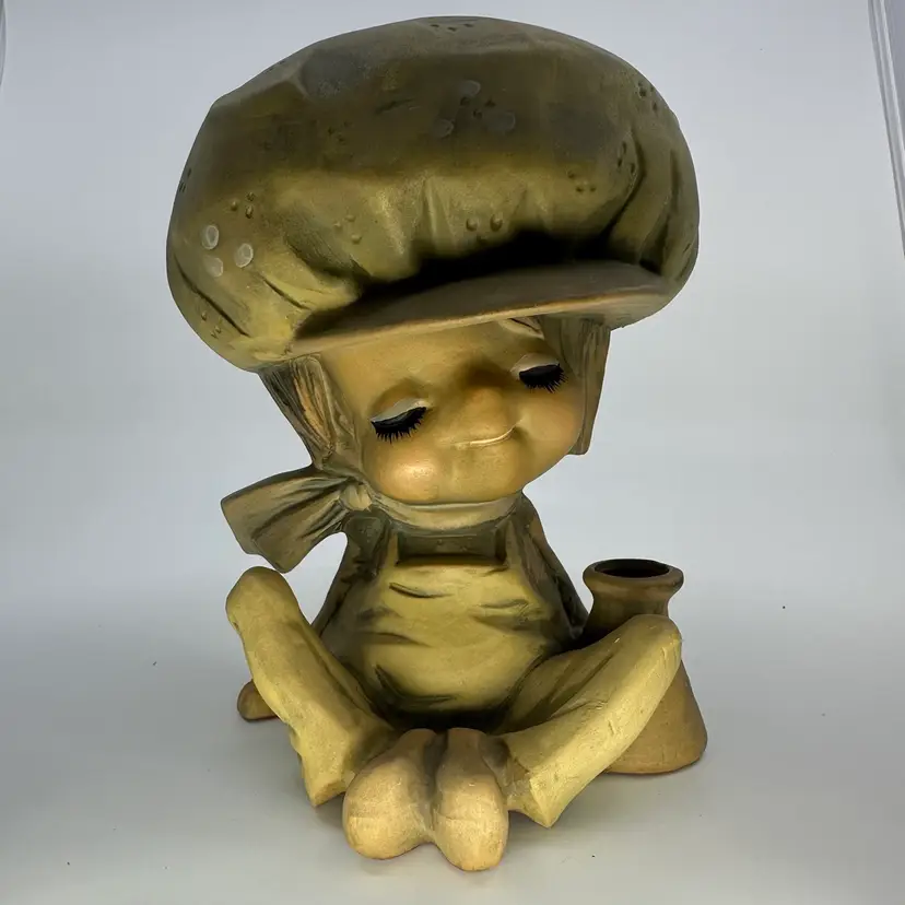 Vintage 1970s UCTCI Japan Mushroom Hat Bonnet Girl Long Eyelashes Tiny Pottery Vase 6.5”