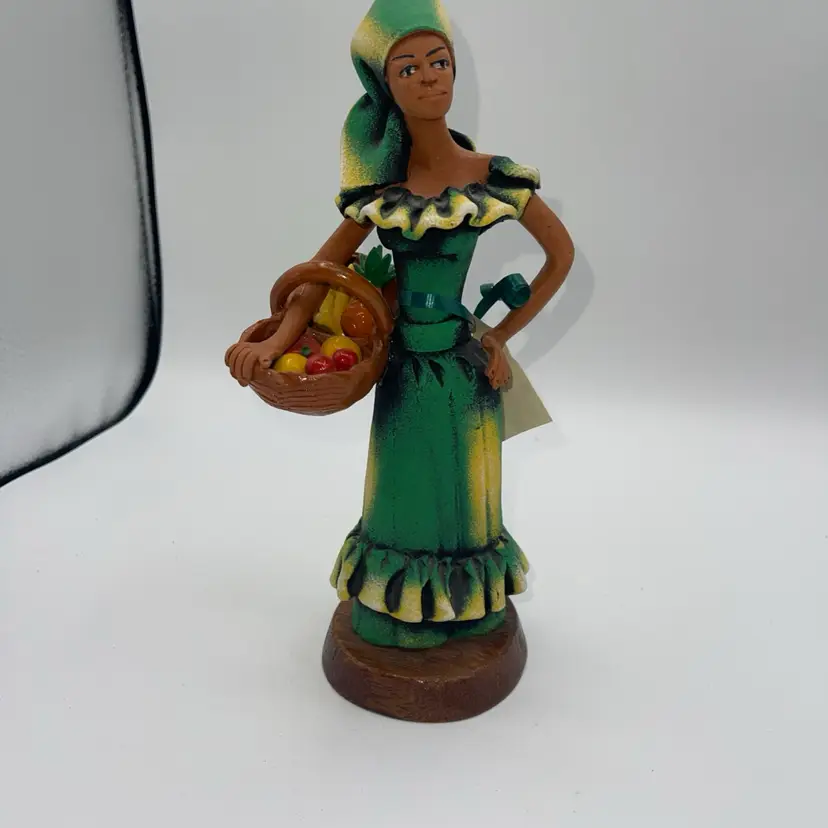 Frazer’s Beautiful Handmade Jamaican Woman Folk Art Figurine 9.5”