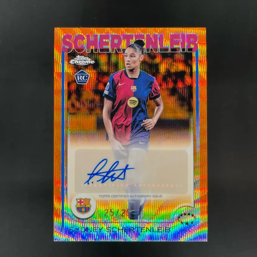 Sydney Schertenleib 2024/25 Topps Chrome UWCL Orange Wave /25 Autograph Barcelona Soccer Card