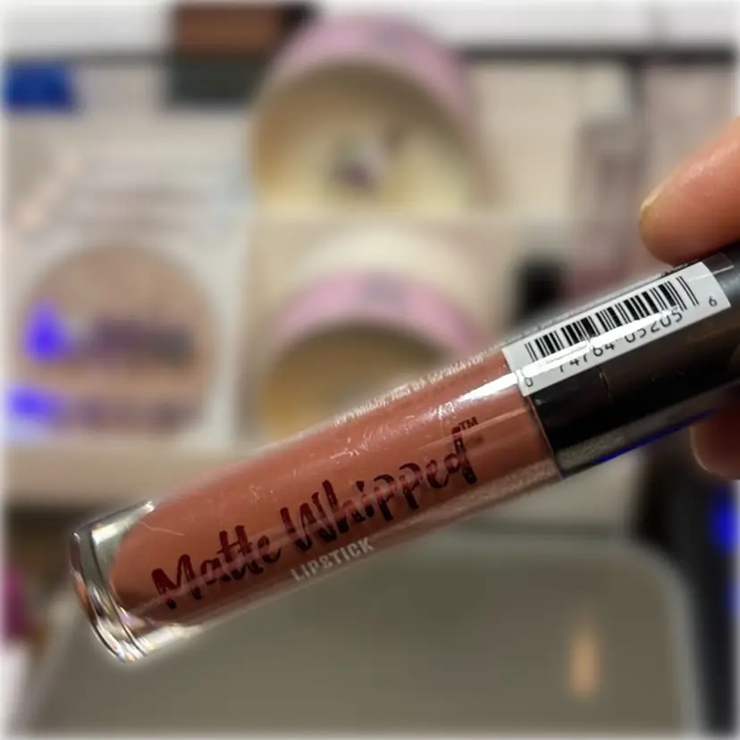 New – Ardell Matte Whipped Lipstick Shade, Upscale Flavor
