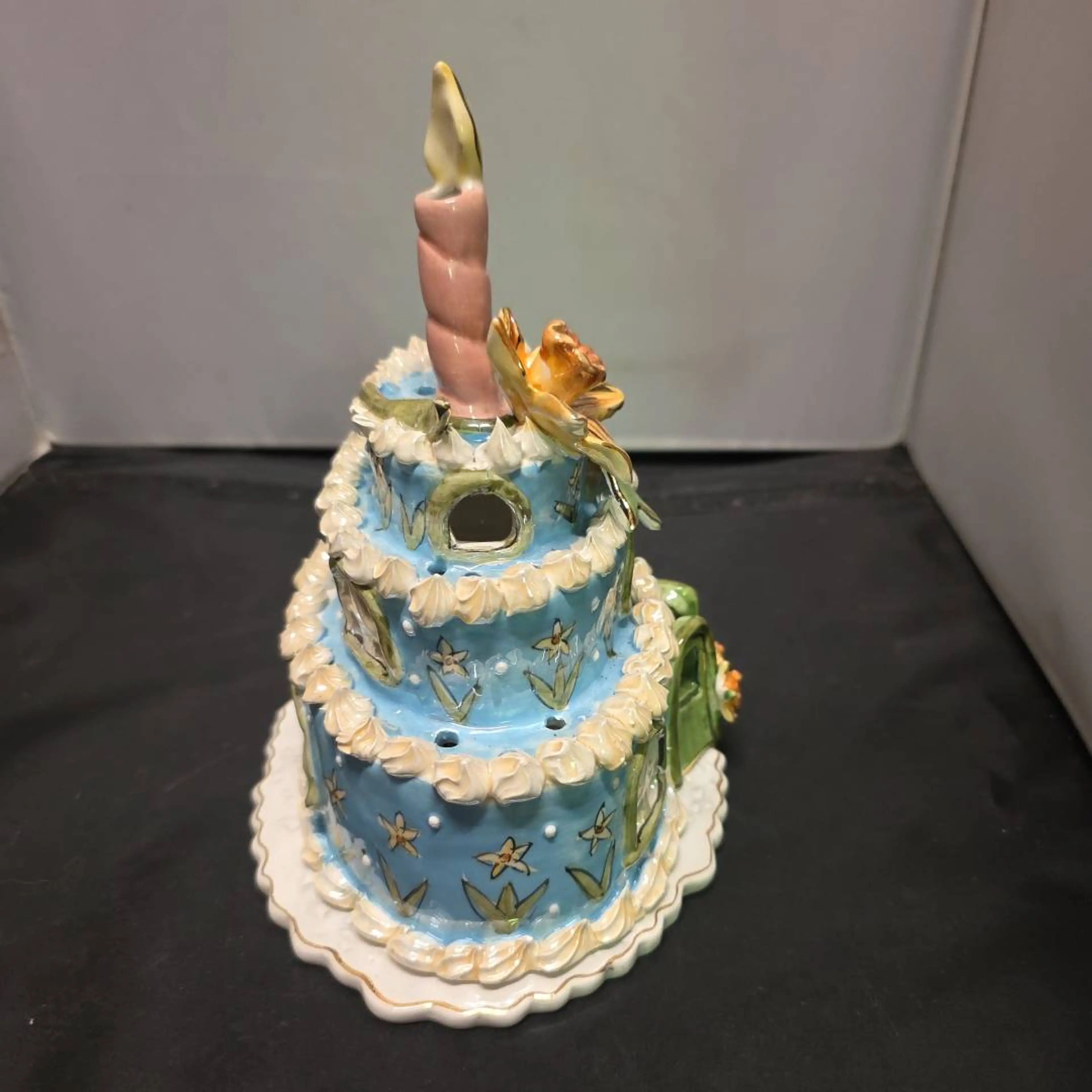 Image 4 of 13