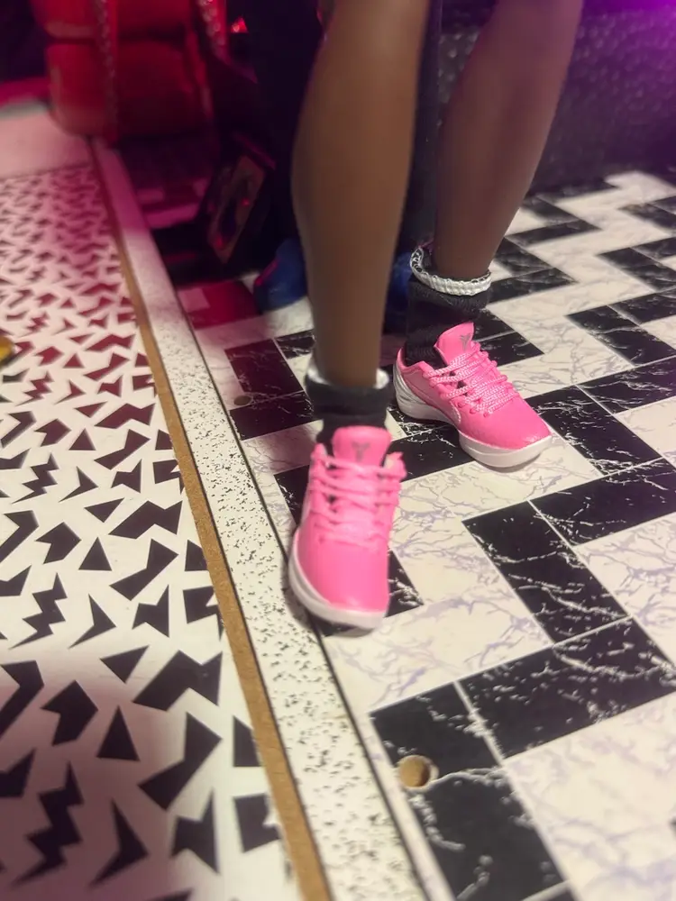 Pink Breast cancer Awareness Kobe Bryant Sneakers