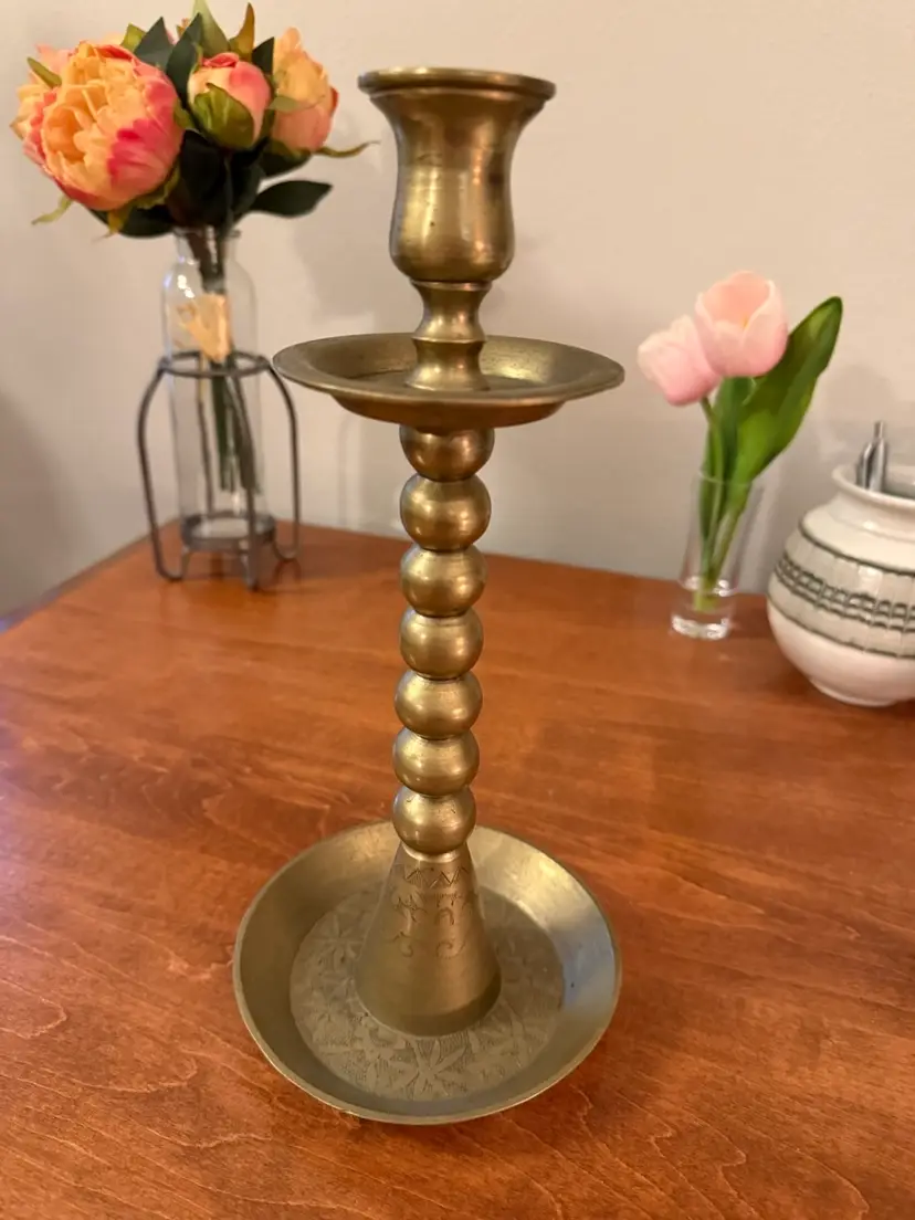 ☀️10-1/2” H x 5” W Vintage Brass Candlestick