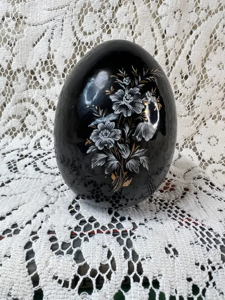 002  Black Ceramic Egg With White And Gold Florals 4" X 2.5"