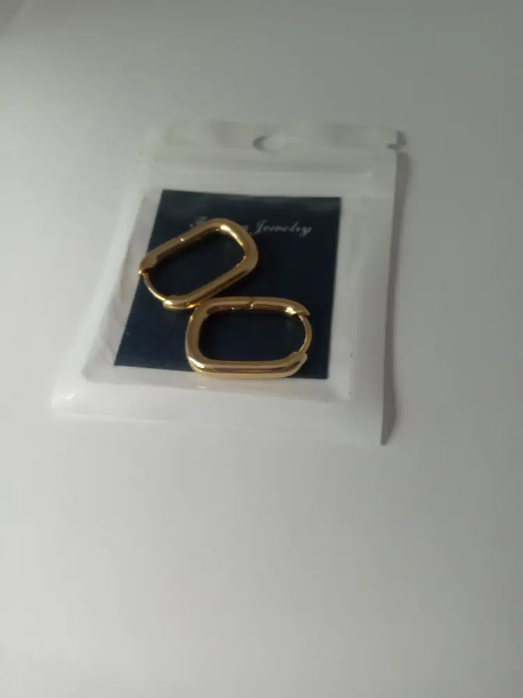 #01 Gold tone earrings clip in to close