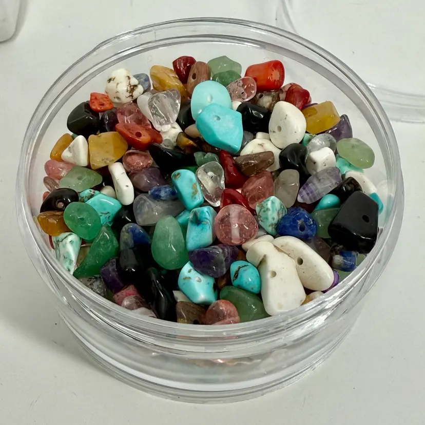 Semi-Precious Chip Beads w/Container