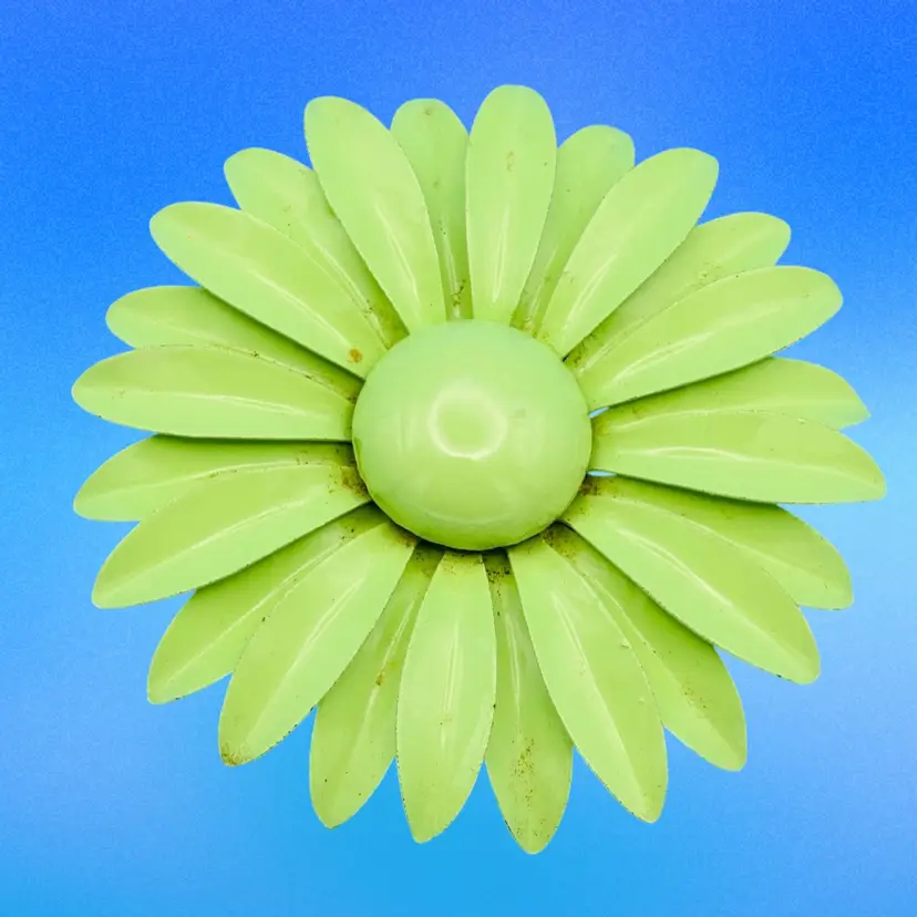 Vintage 1960s Lime Green Enamel Daisy Flower Brooch – Layered Petals – Mod Retro Costume Jewelry