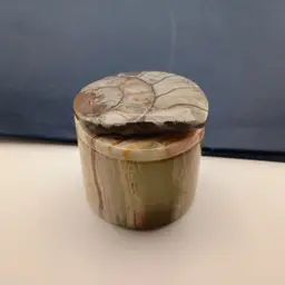 Onyx trinket box with polished ammonite