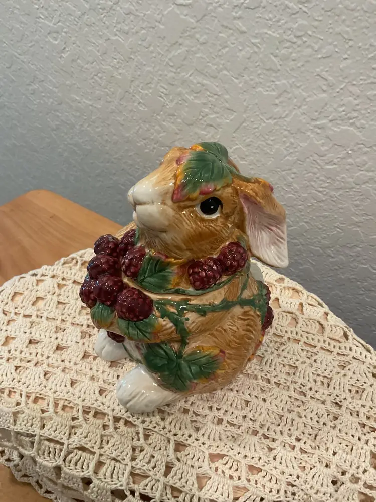 Fitz & Floyd “BlackBerry Bunny” Canister/Cookie Jar