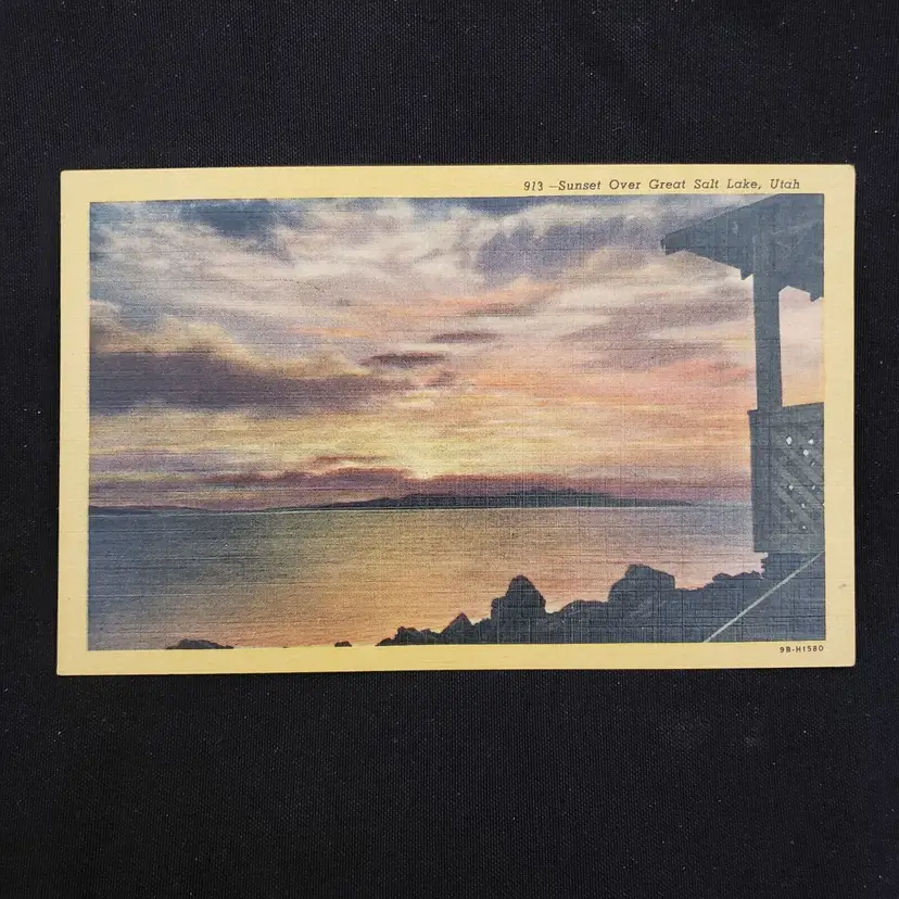 Postcard Sunset Over Great Salt Lake Utah unused unpostmarked