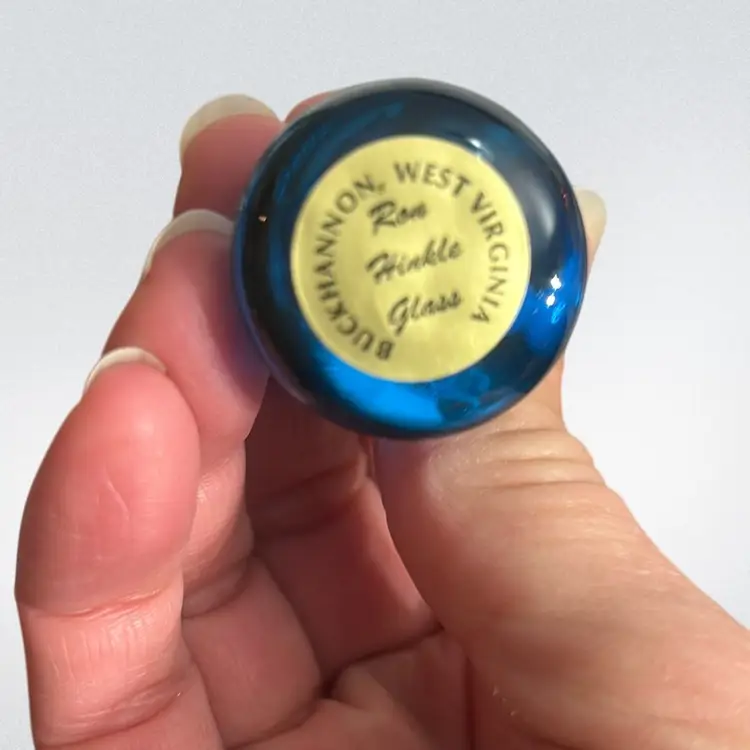 Ron Hinkle Blue Glass Kiss