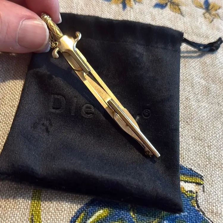 Tie Clip Swank Sword VTG Gold Tone