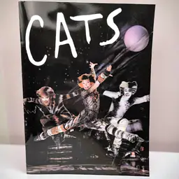 Cats Original 2001 Touring Company Souvenir Brochure Andrew Lloyd Webber Musical