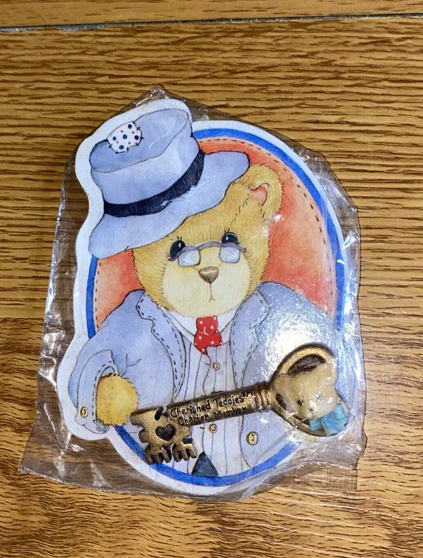 1994 Enesco Cherished Teddies Pin Charter Member Skeleton Key New Old Stock