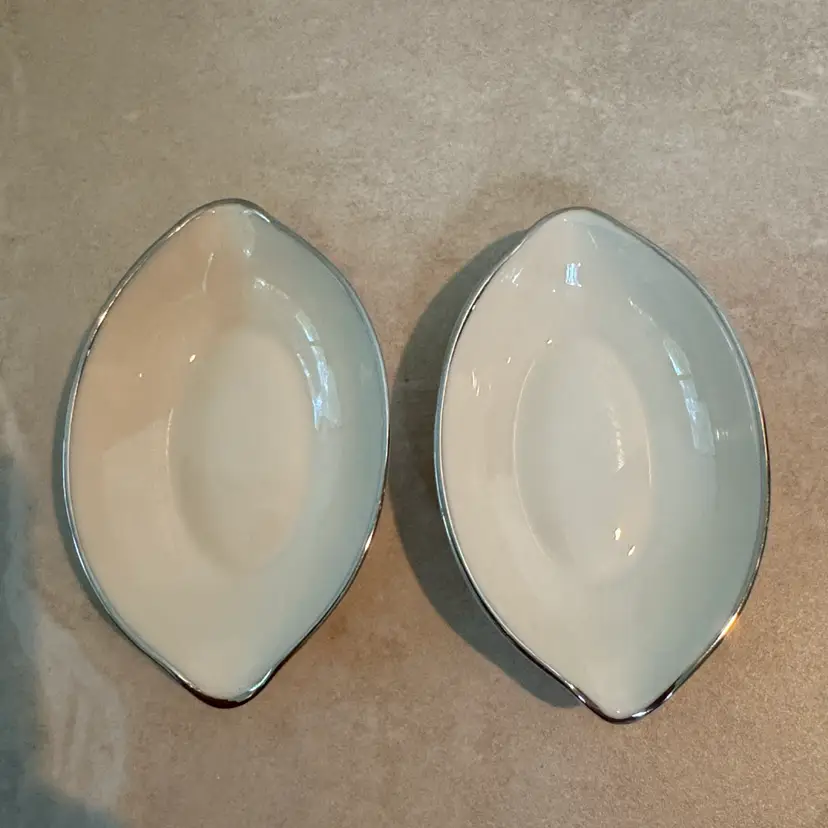Lenox Olympia Platinum oval trinket dishes leaf shape USA 4-inch