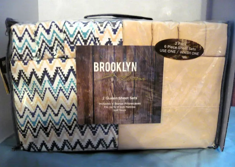 BROOKLYN LOOM SOFT TOUCH 12 PC SHEET SET QUEEN, WHITE/TAN & NAVY AZTEC NEW