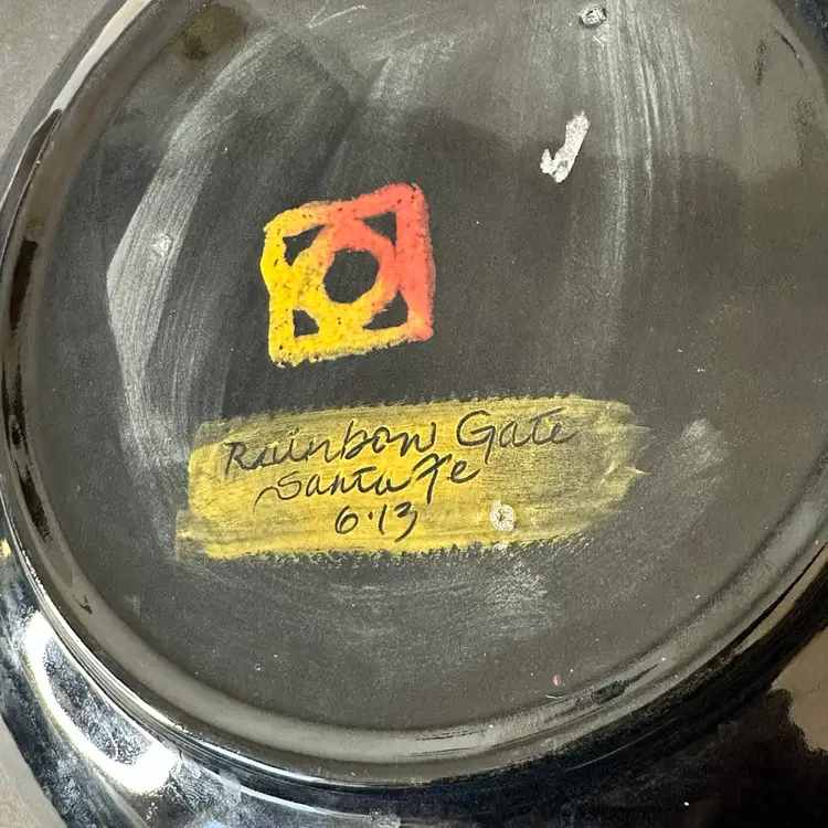 Rainbow Gate Santa Fe NM Hand Made Studio Art Pottery 10” Apple Plate 2013