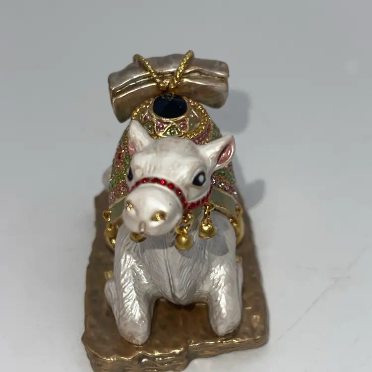 Camel Bejeweled Trinket Jewelry  Box Metal 2.5 X 2.5”