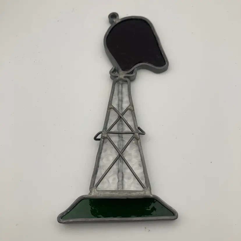 Stained Glass Oil Derrick Sun Catcher! 6 1/4” Tall X 3” Wide!