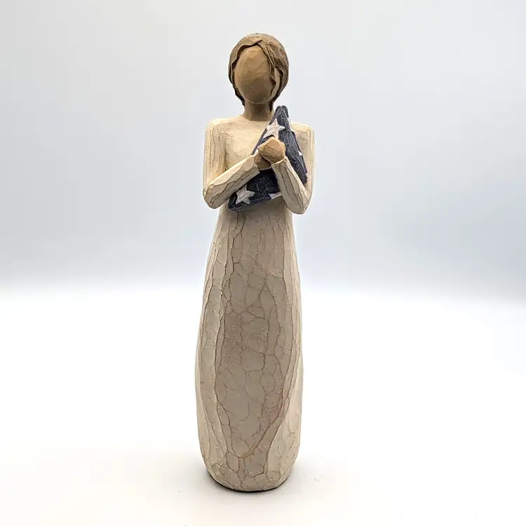 Willow Tree Hero Military Widow USA Flag 4th Of July Patriotic Demdaco Figurine