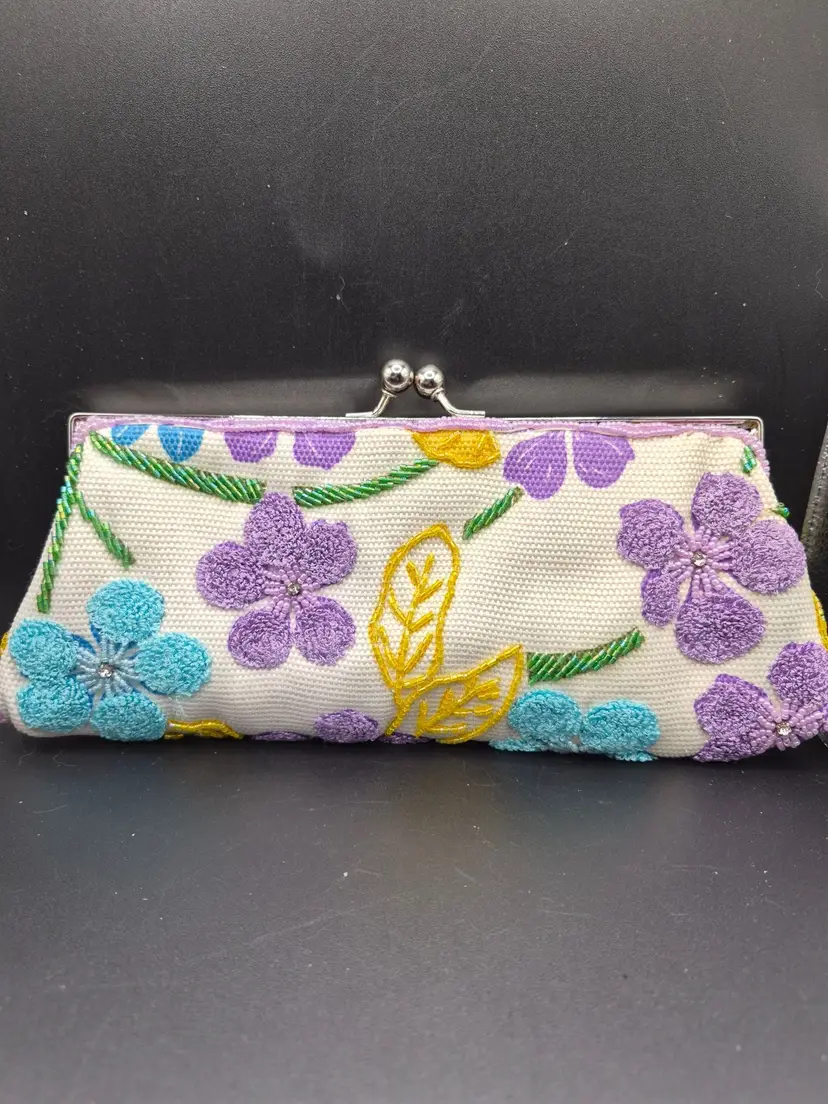 Beaded Floral Embroidered Clutch Purse With Beaded Strap & Silver Chain