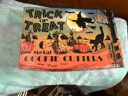 #01 Vintage Inspired Halloween Cookie Cutters