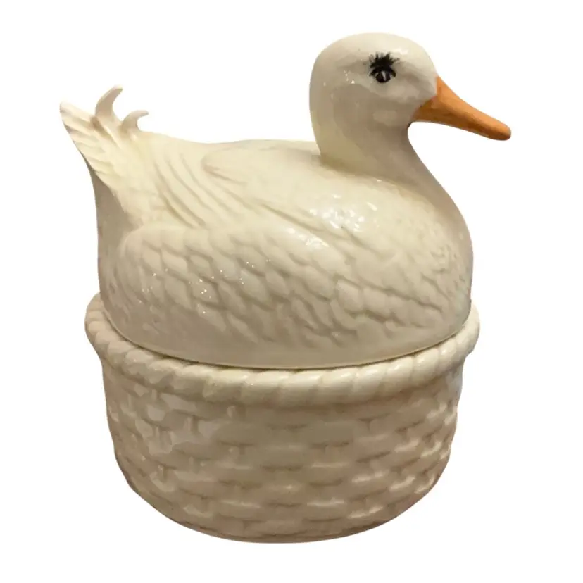 Adorable Vintage HP Hobbyist Ceramic Goose On A Nest Signed Keen 6” X 6”