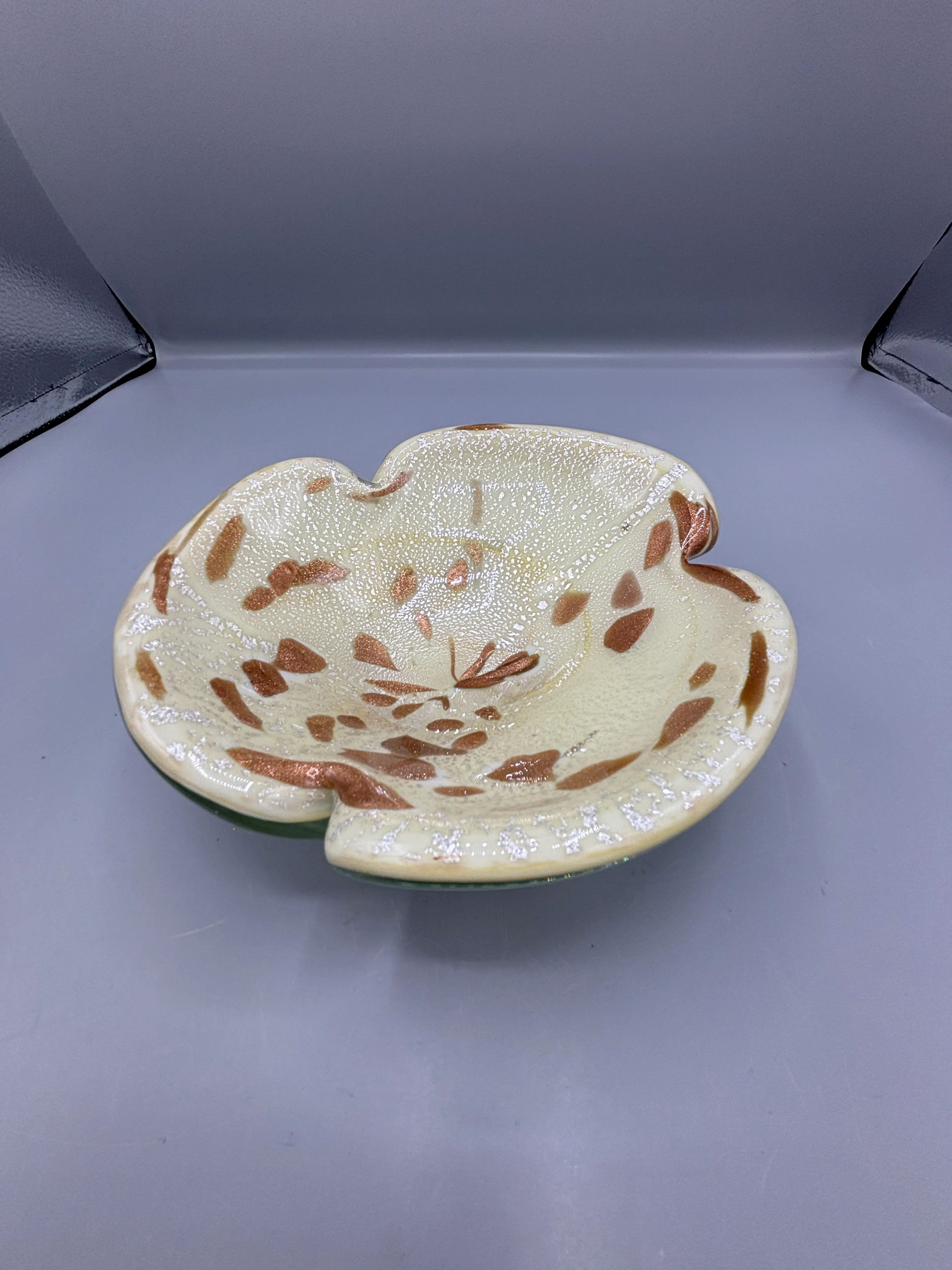 Image 2 of 4