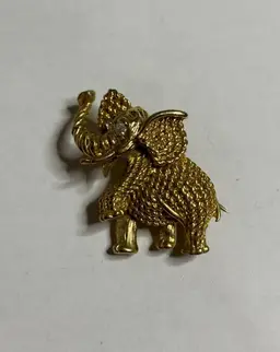 Vintage Gold Tone Elephant Pin Brooch With Clear Rhinestone Eyes