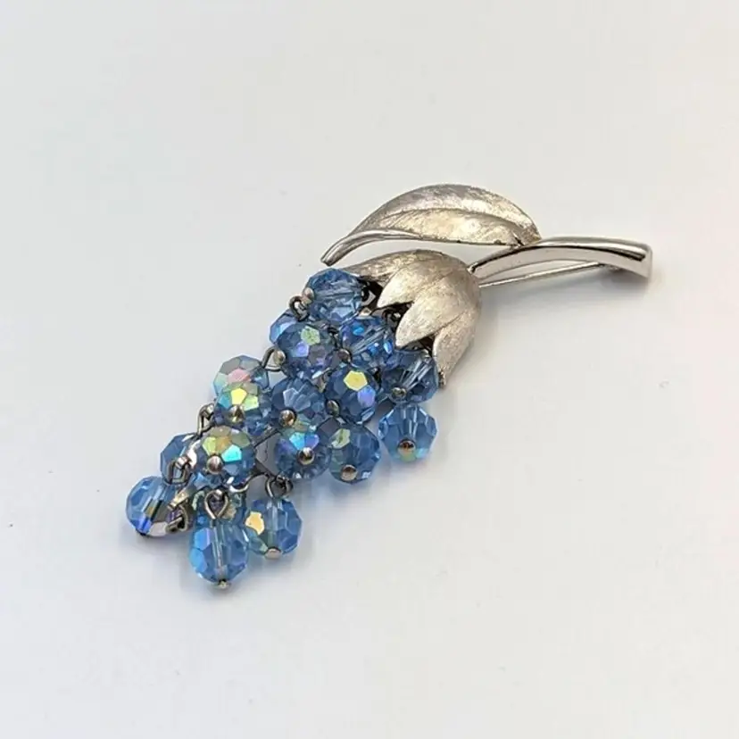 Vintage Silver Tone Articulated AB Blue Glass Beads Flower/Grape Branch Brooch