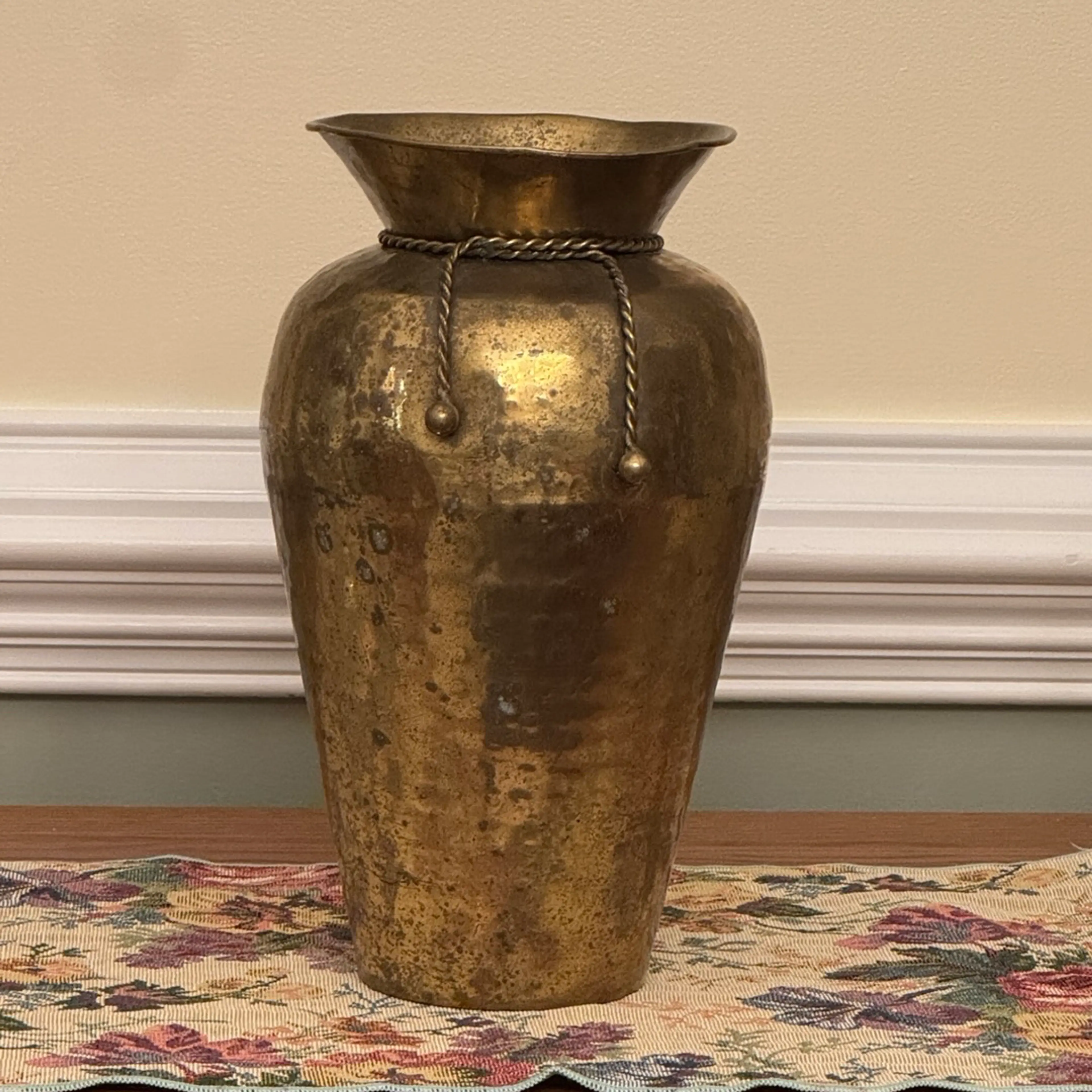 Image 1 of 7