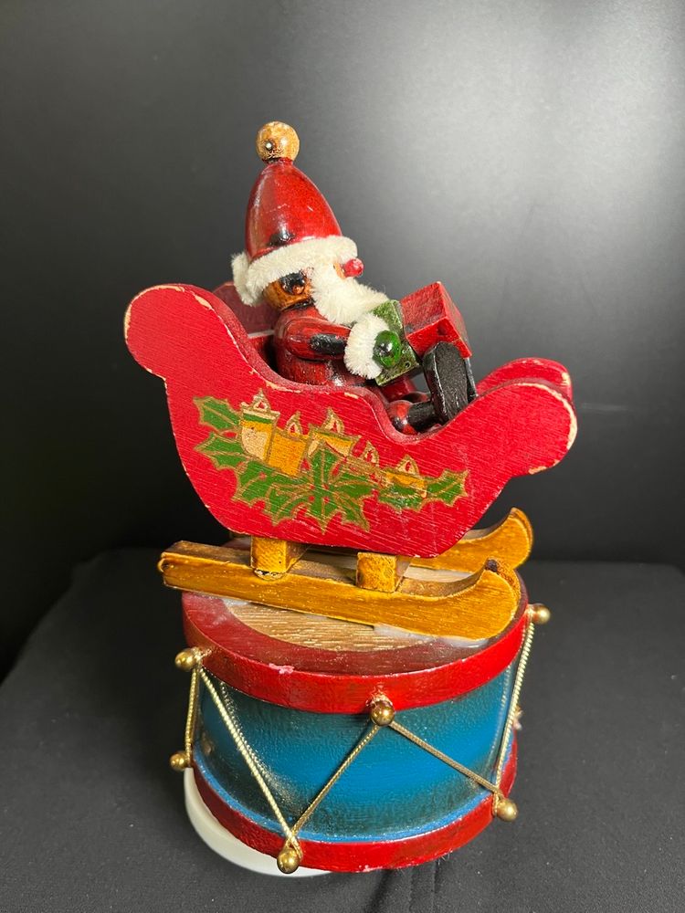 Enesco 1970s Santa in Sleigh On Drum-Wooden. Plays Dashing Through the Snow, Jingle Bells
