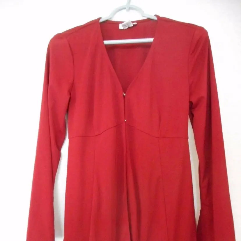 Burgundy jacket style top Motherhood maternity Size M