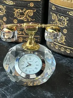 $1 Start Cammy Quartz Crystal Miniature Desk Phone