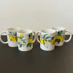🫎 Vintage Royal Norfolk Lemon Mugs