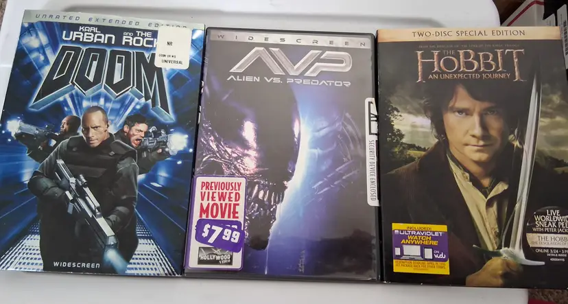 Sci-Fi and Fantasy DVD Bundle ~ Doom, AVP, The Hobbit
