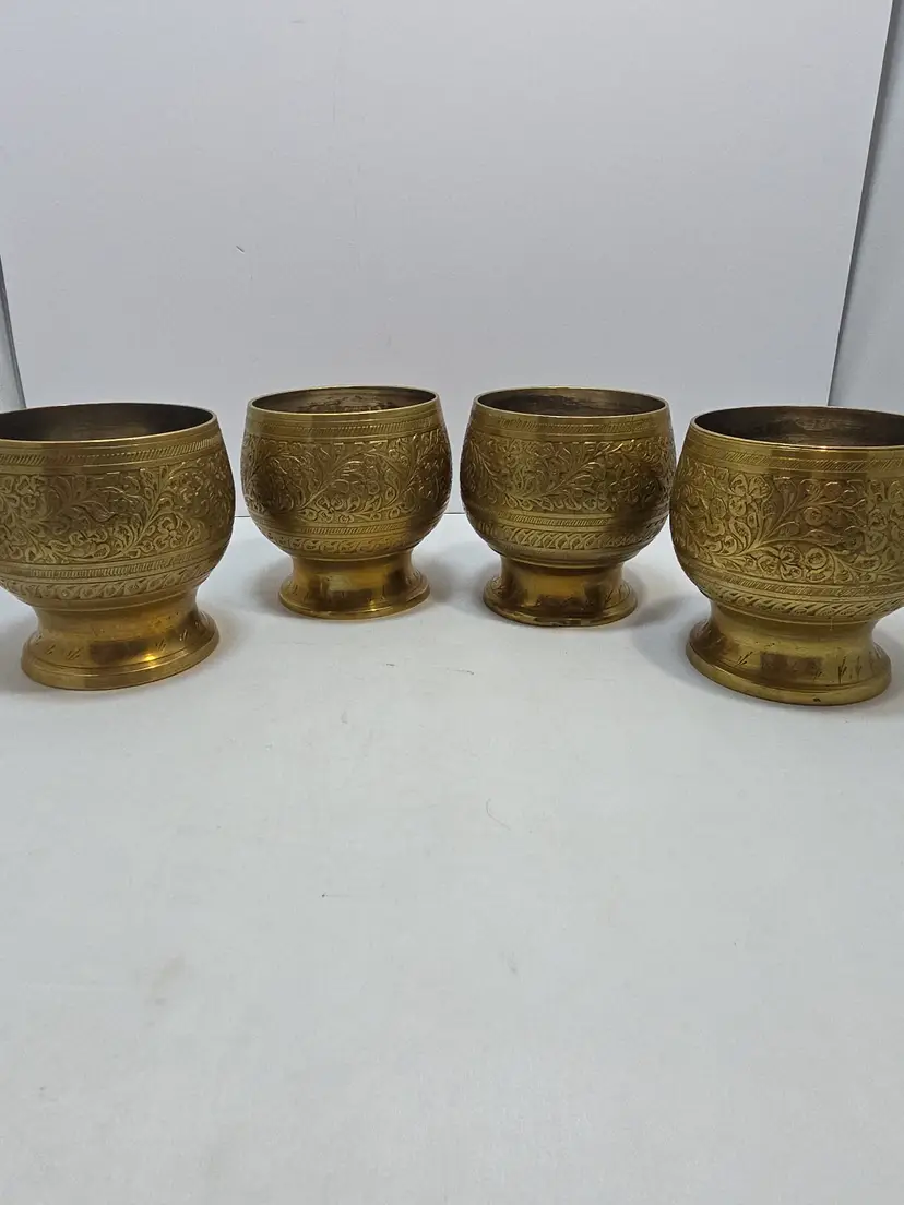 Vintage Brass Goblet Cups Etched Floral Design Set of 4 India 8 oz (N)