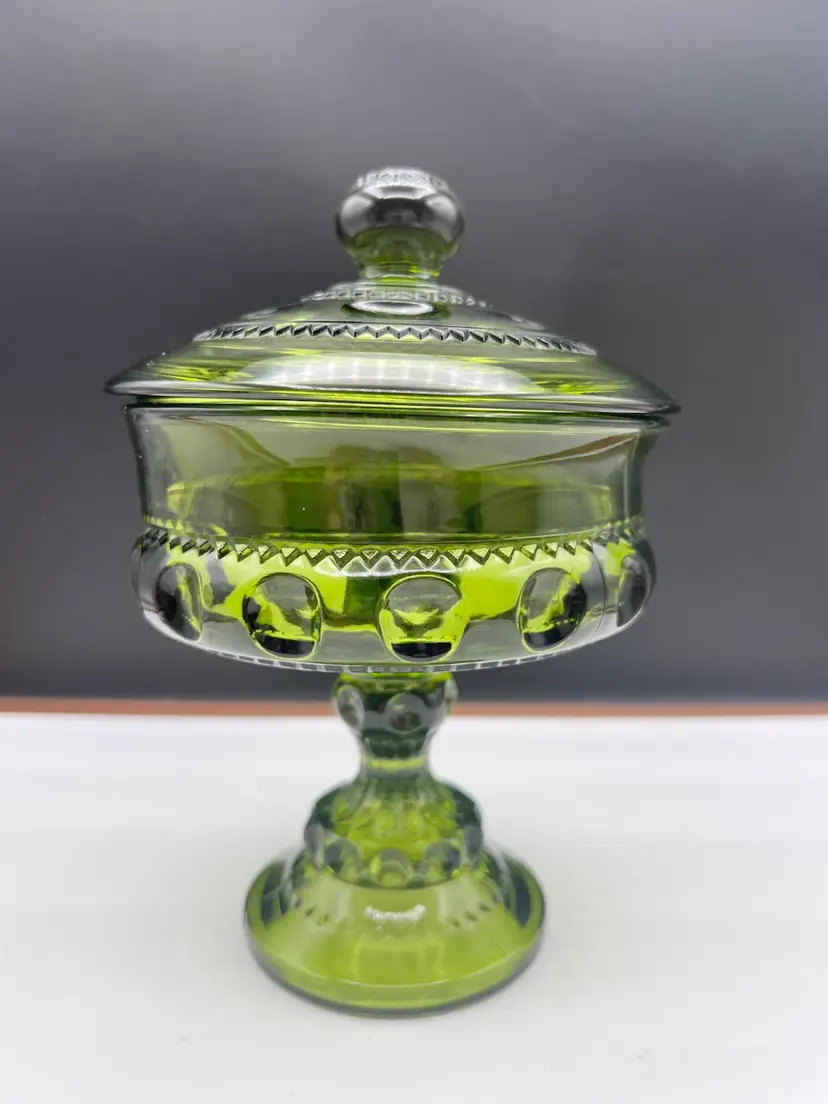 #1000B Vintage Indiana Glass Kings Crown Lidded Compote Candy Dish In Avocado Green