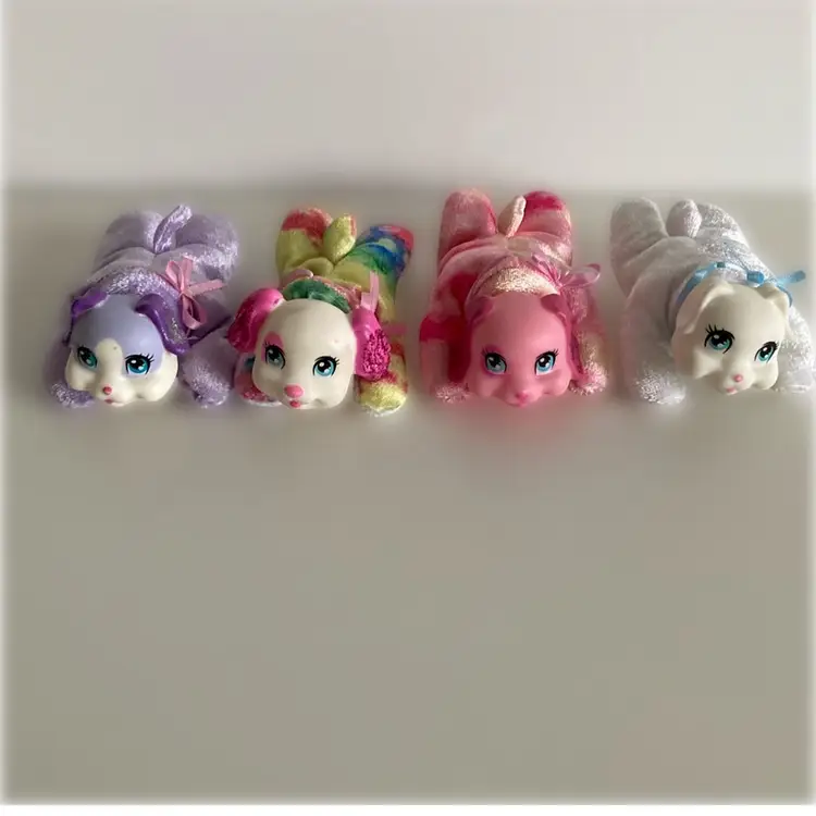 Lot of 4 Puppy Surprise Puppies With Glitter And Rainbow Accents #B