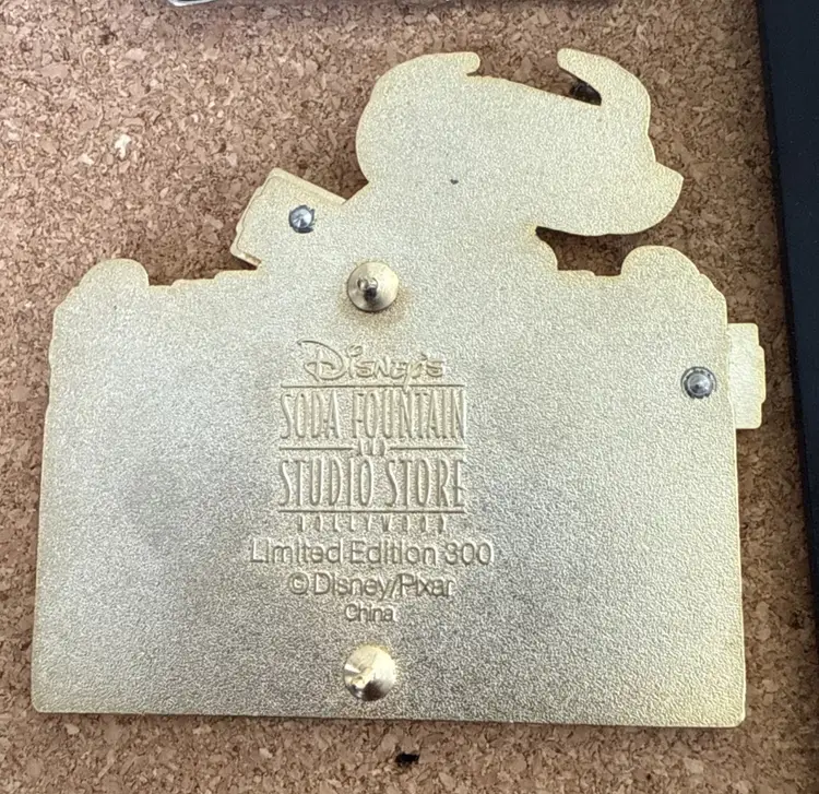 Disney Pixar El Capitan  Wall-E Marquee Pin LE 300 2008 DSF DSSH