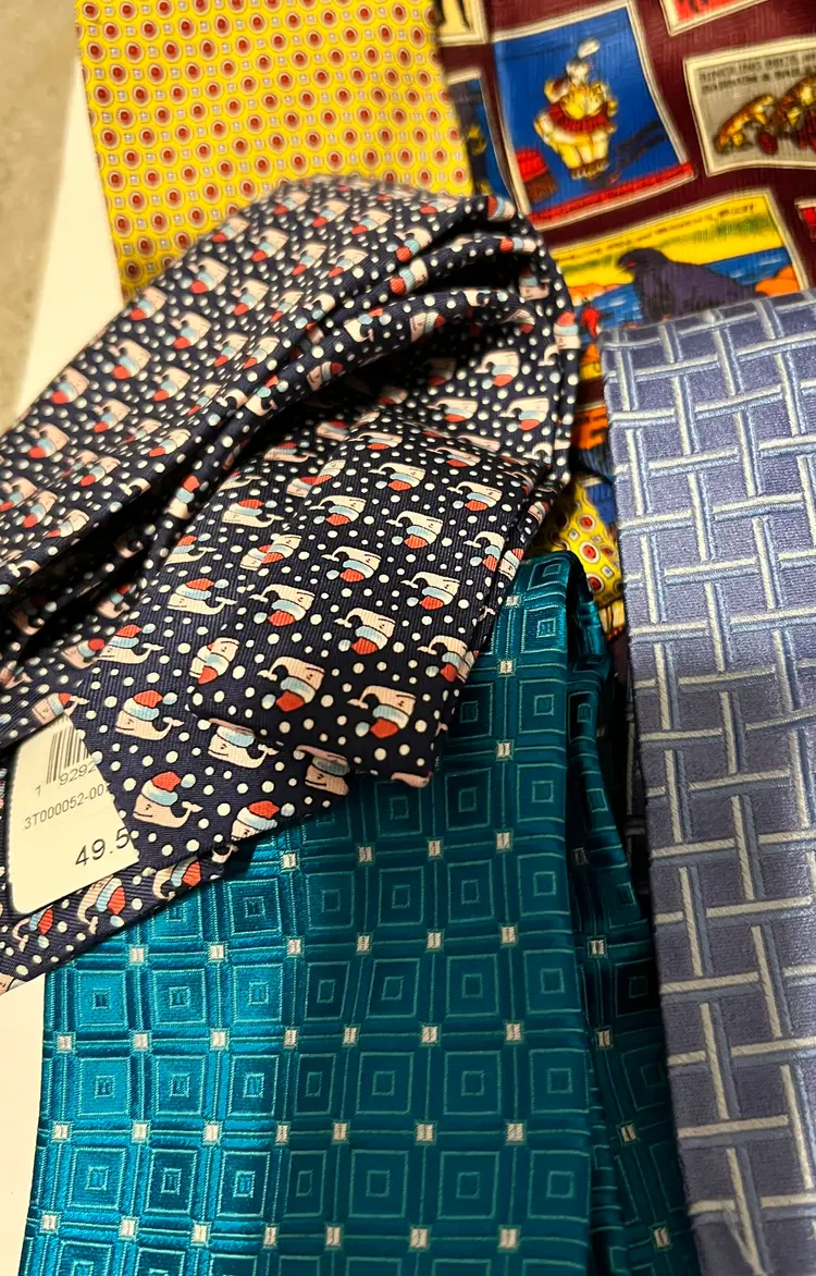 Lot of 23 Men’s Neckties-new and used mixed-Zegna, Boss, Polo, VV