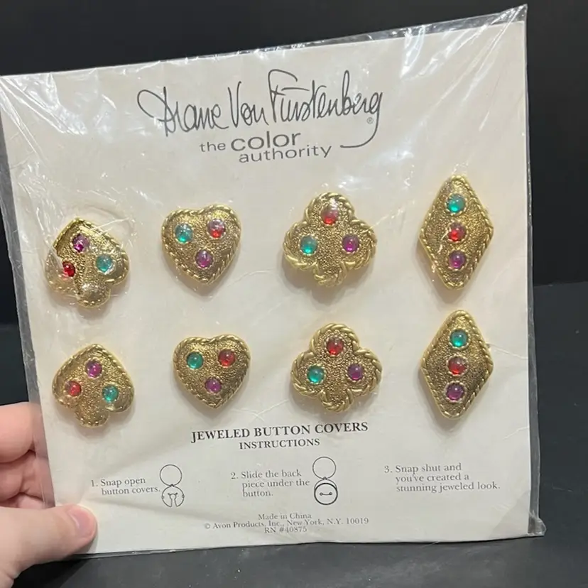 #01 - Avon Vintage Diane Von Furstenberg The Color Authority Jeweled Button Covers Set Of 8