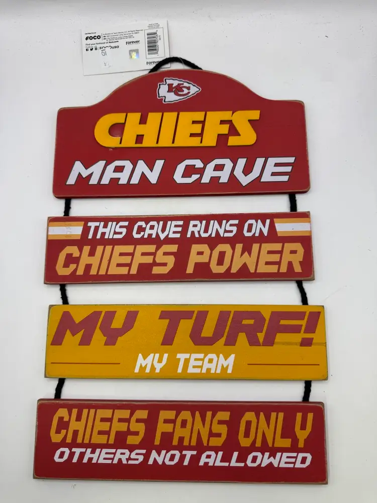 NFL Kansas City Chiefs - 14"x9 1/2" Wooden Man Cave Dangle Sign - Licensed - NEW