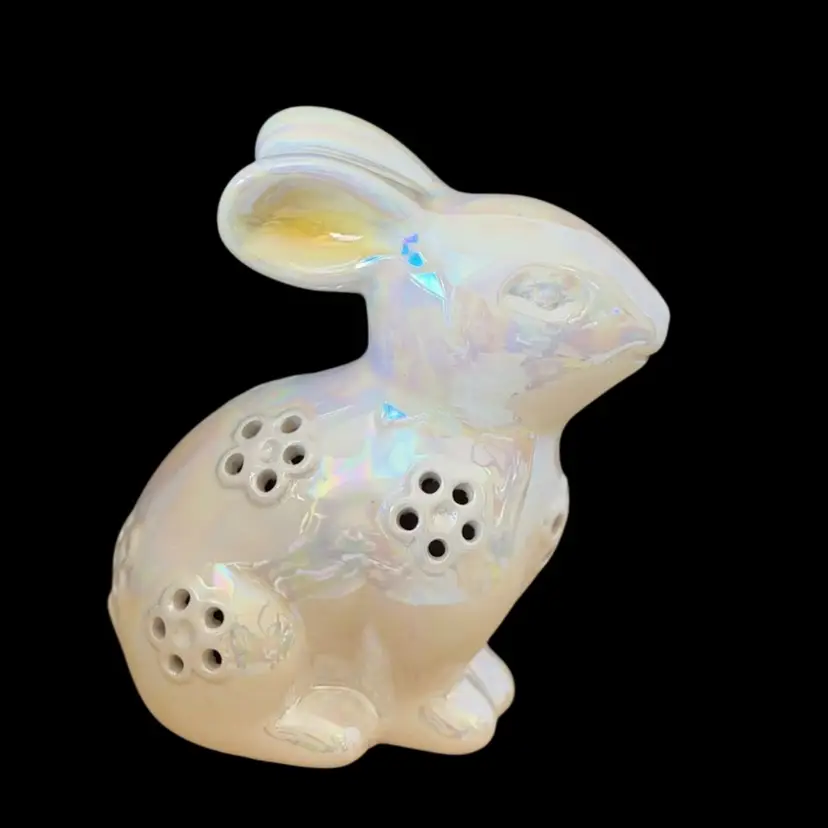 Bunny Figurine Fragrance Sachet Holder White Iridescent Bunny With Cutout Flower Petals 
6” T x  5” L x 3.5” W